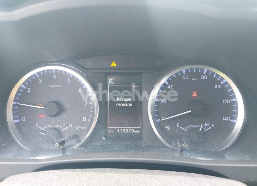 Photo 7 of 2018 Toyota Highlander LE PLUS (VIN 5TDZZRFH1JS260193)