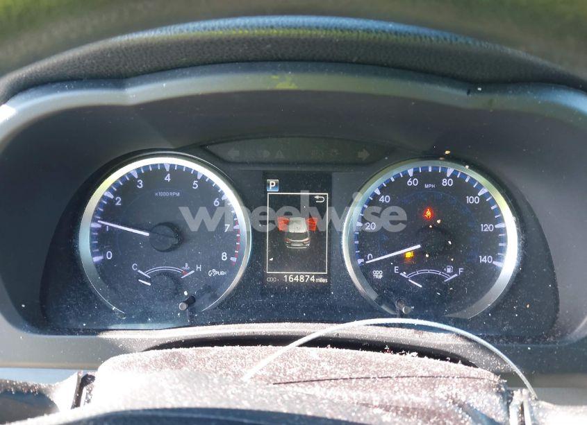 Photo 7 of 2018 Toyota Highlander LE (VIN 5TDZZRFH2JS274393)