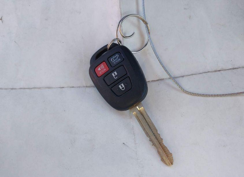 Photo 11 of 2019 Toyota Highlander LE PLUS (VIN 5TDZZRFH2KS301447)