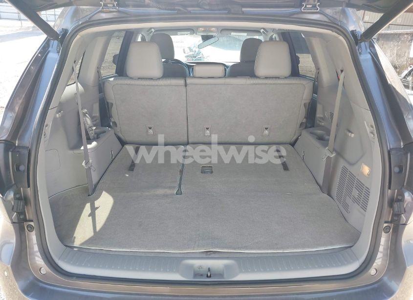 Photo 13 of 2017 Toyota Highlander LE PLUS (VIN 5TDZZRFH4HS206011)