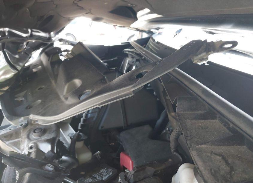 Photo 10 of 2019 Toyota Highlander LE (VIN 5TDZZRFH4KS359592)