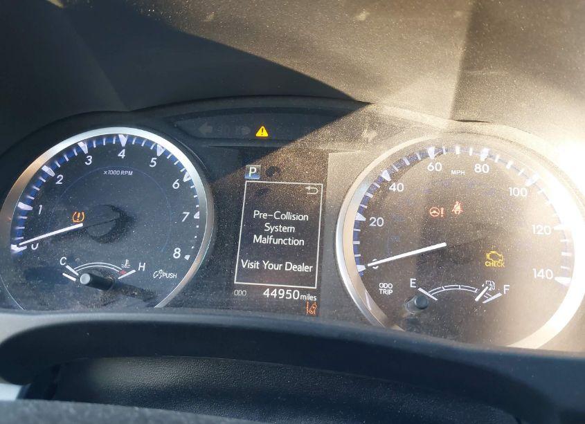 Photo 7 of 2018 Toyota Highlander LE PLUS (VIN 5TDZZRFH7JS241082)