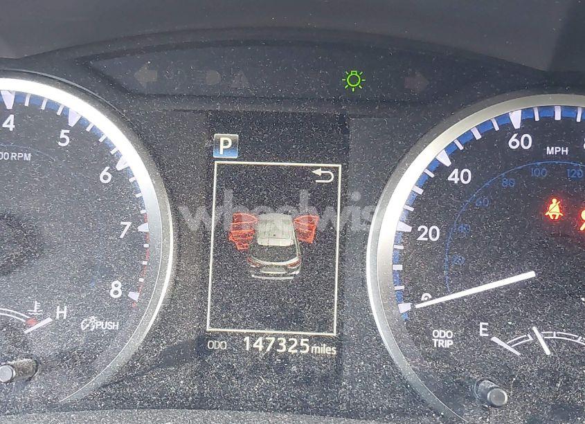 Photo 15 of 2018 Toyota Highlander LE (VIN 5TDZZRFH8JS251877)