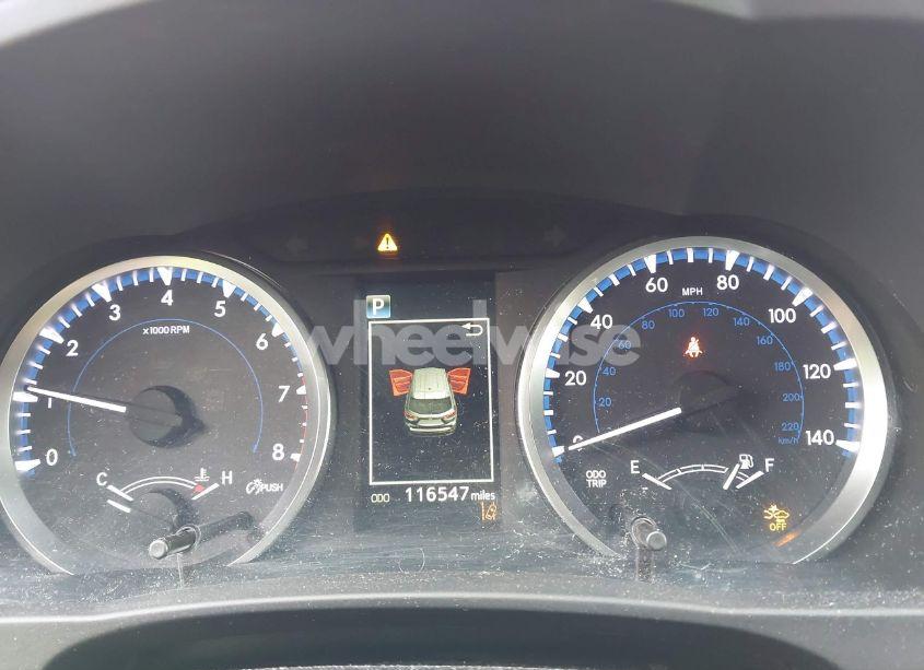 Photo 7 of 2017 Toyota Highlander LE (VIN 5TDZZRFH9HS209454)