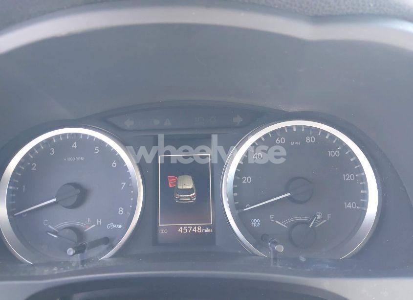 Photo 7 of 2018 Toyota Highlander LE (VIN 5TDZZRFH9JS278702)