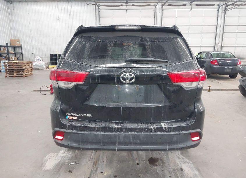 Photo 16 of 2019 Toyota Highlander LE (VIN 5TDZZRFH9KS304166)