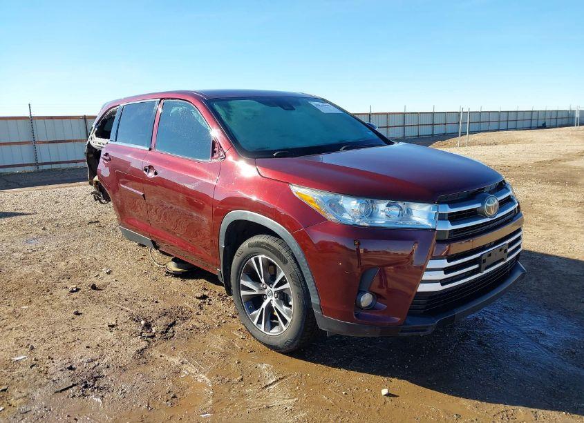 2019 Toyota Highlander LE PLUS (VIN 5TDZZRFH9KS342786) main photo