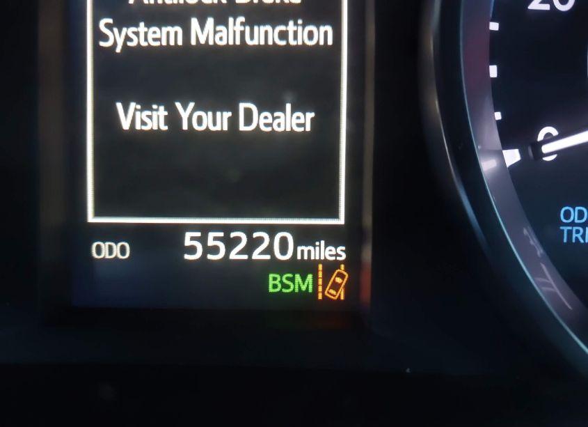 Photo 16 of 2019 Toyota Highlander LE PLUS (VIN 5TDZZRFH9KS342786)