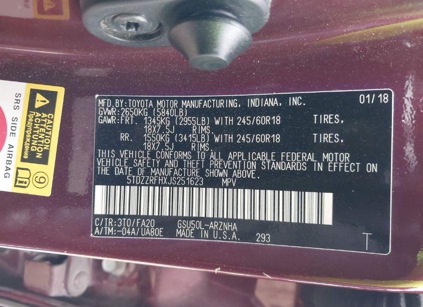 Photo 9 of 2018 Toyota Highlander LE PLUS (VIN 5TDZZRFHXJS251623)