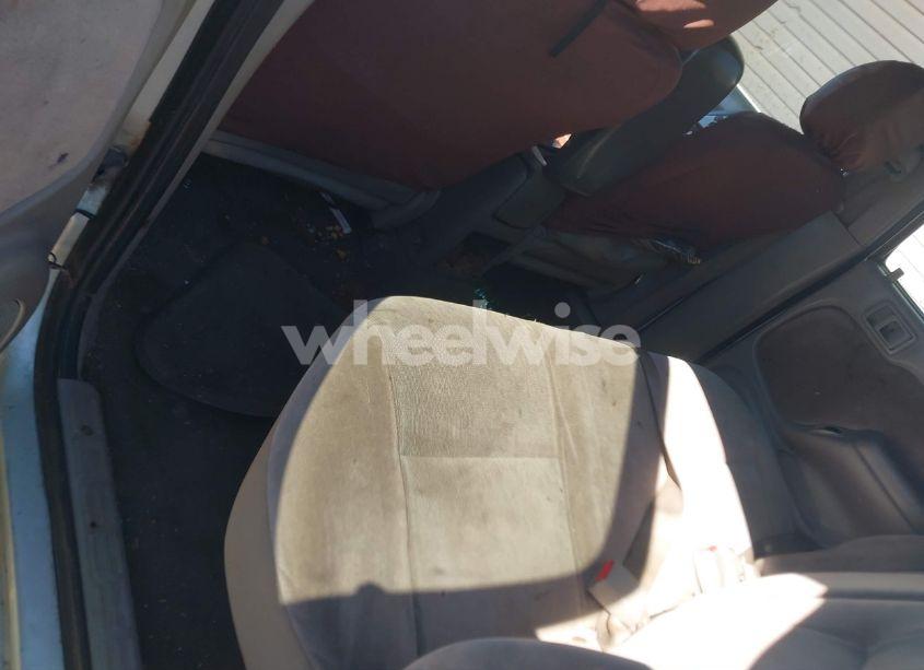 Photo 5 of 2002 Toyota Tacoma PRERUNNER V6 (VIN 5TEGN92N02Z052521)
