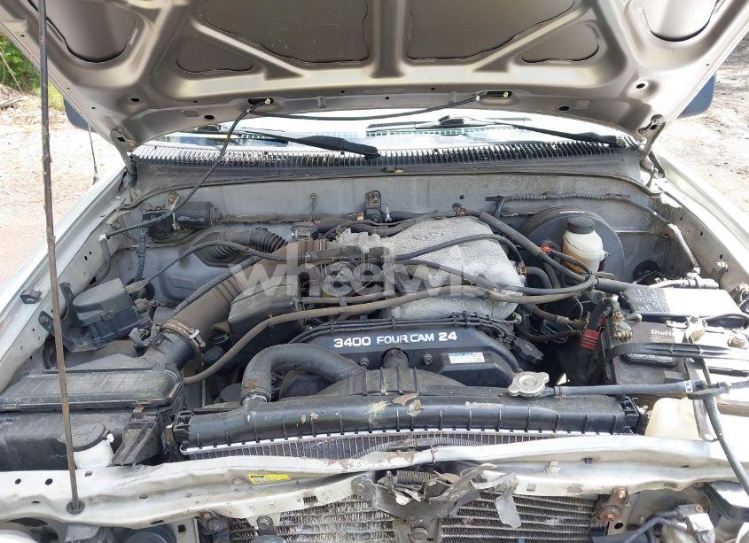 Photo 10 of 2002 Toyota Tacoma PRERUNNER V6 (VIN 5TEGN92N02Z063860)