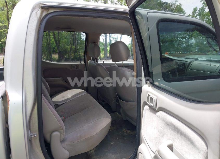 Photo 8 of 2002 Toyota Tacoma PRERUNNER V6 (VIN 5TEGN92N02Z063860)