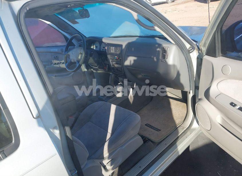 Photo 5 of 2003 Toyota Tacoma PRERUNNER V6 (VIN 5TEGN92N03Z147436)