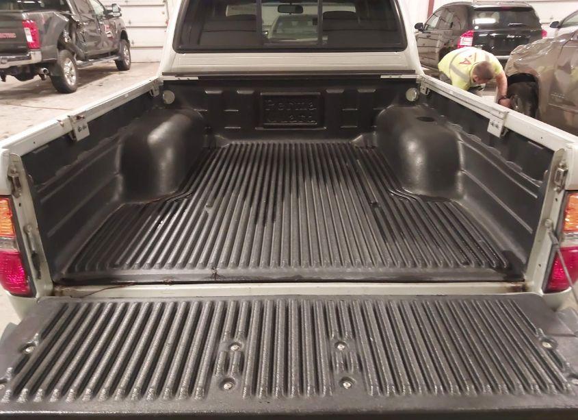 Photo 12 of 2003 Toyota Tacoma PRERUNNER V6 (VIN 5TEGN92N03Z255698)