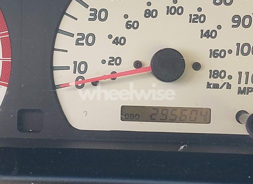 Photo 15 of 2004 Toyota Tacoma PRERUNNER V6 (VIN 5TEGN92N04Z322074)