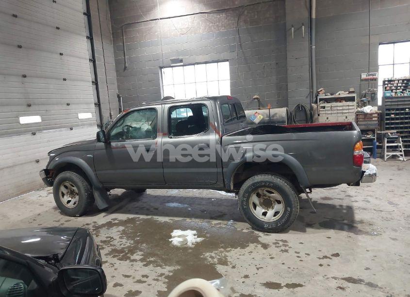 Photo 15 of 2004 Toyota Tacoma PRERUNNER V6 (VIN 5TEGN92N04Z372649)