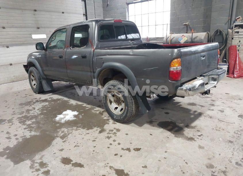 Photo 3 of 2004 Toyota Tacoma PRERUNNER V6 (VIN 5TEGN92N04Z372649)