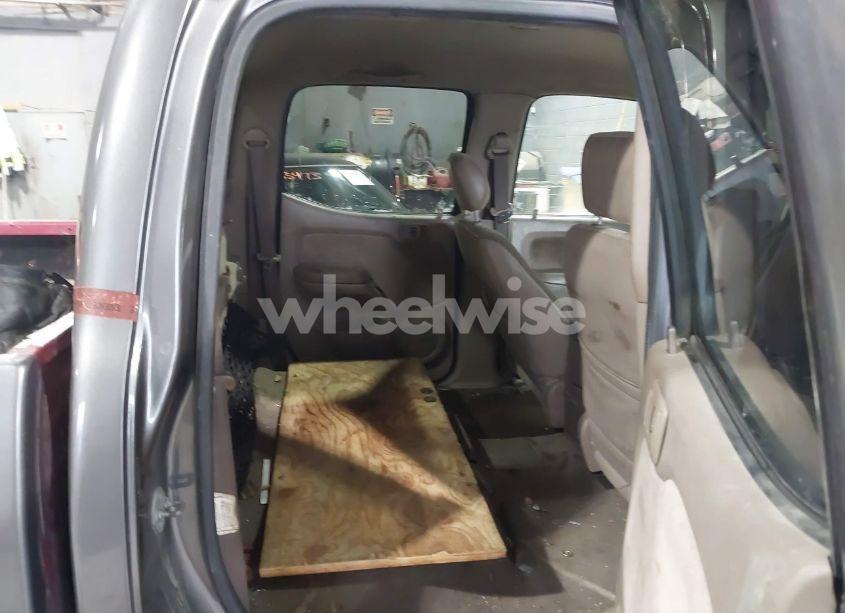 Photo 8 of 2004 Toyota Tacoma PRERUNNER V6 (VIN 5TEGN92N04Z372649)