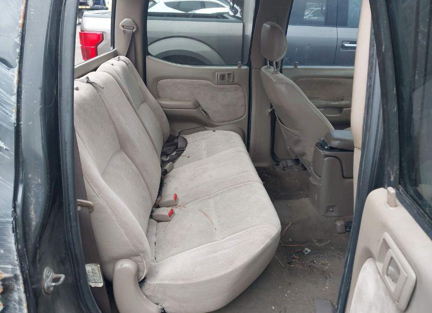 Photo 8 of 2004 Toyota Tacoma PRERUNNER V6 (VIN 5TEGN92N04Z465753)