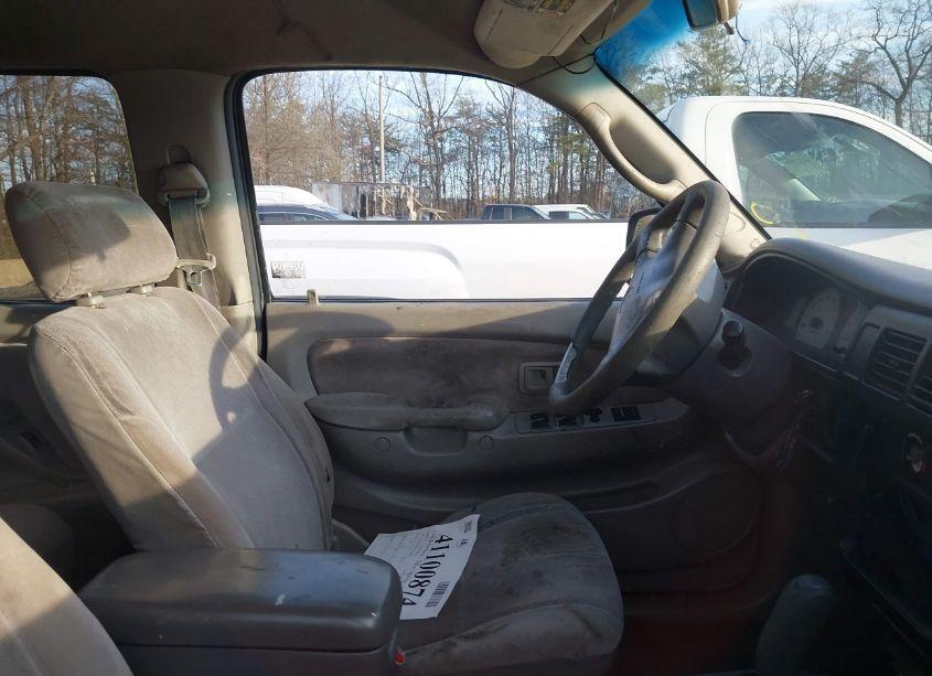 Photo 5 of 2002 Toyota Tacoma PRERUNNER V6 (VIN 5TEGN92N22Z078098)