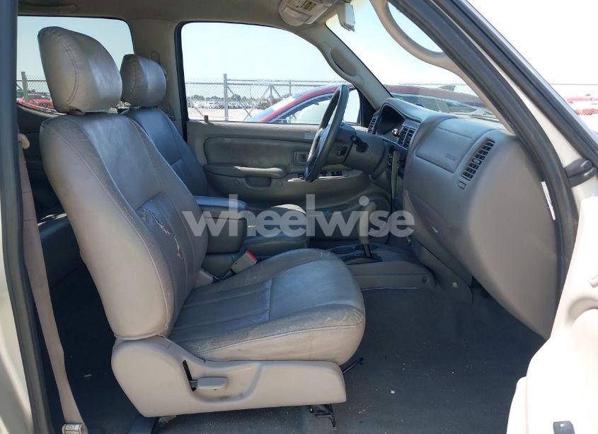 Photo 5 of 2002 Toyota Tacoma PRERUNNER V6 (VIN 5TEGN92N22Z097587)