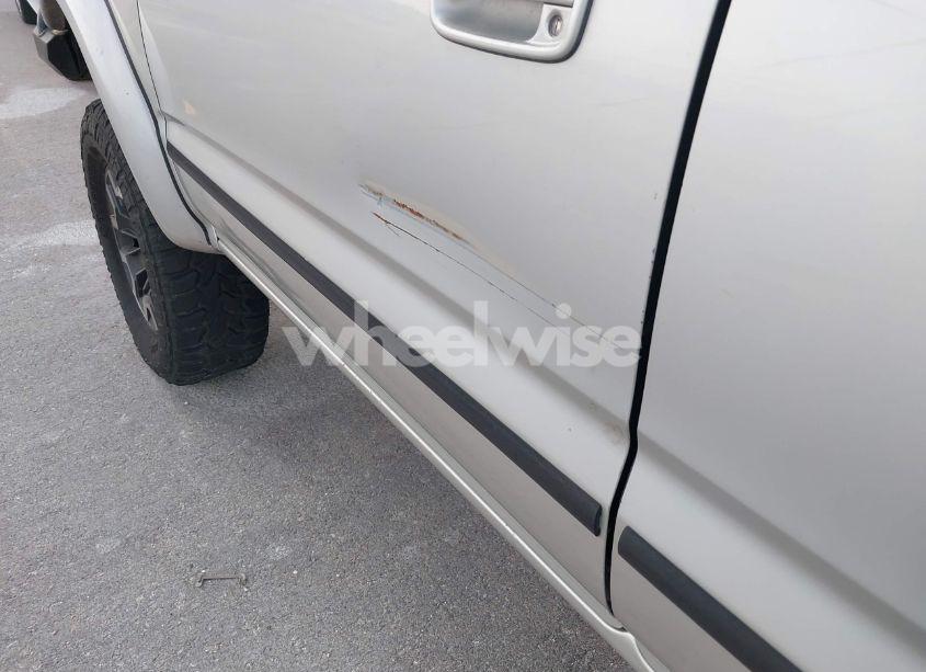 Photo 6 of 2002 Toyota Tacoma PRERUNNER V6 (VIN 5TEGN92N22Z097587)