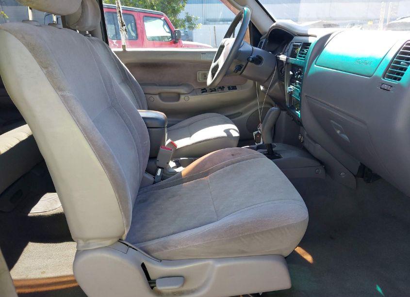 Photo 5 of 2004 Toyota Tacoma PRERUNNER V6 (VIN 5TEGN92N24Z390425)