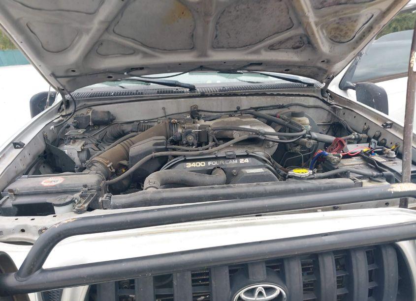 Photo 10 of 2004 Toyota Tacoma PRERUNNER V6 (VIN 5TEGN92N24Z461378)