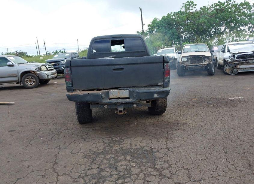 Photo 16 of 2003 Toyota Tacoma PRERUNNER V6 (VIN 5TEGN92N33Z211632)