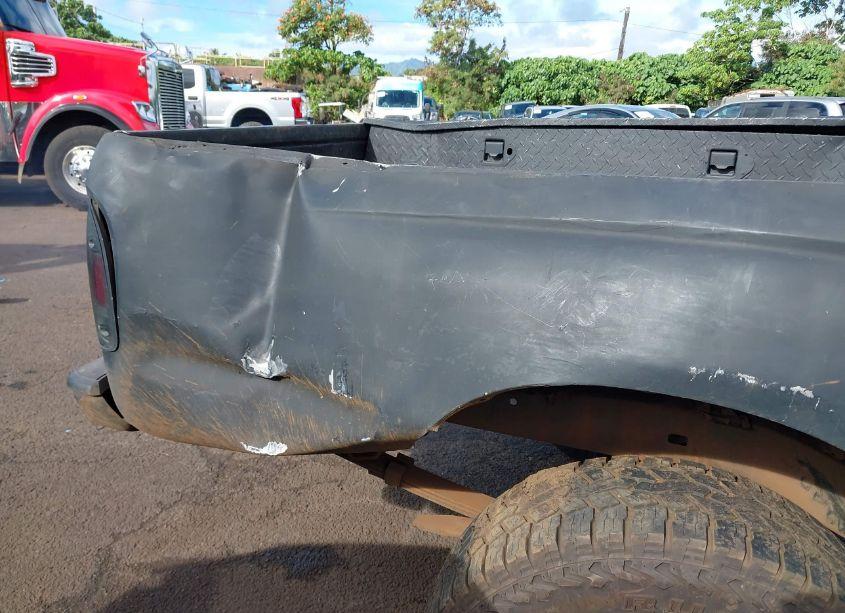 Photo 6 of 2003 Toyota Tacoma PRERUNNER V6 (VIN 5TEGN92N33Z211632)