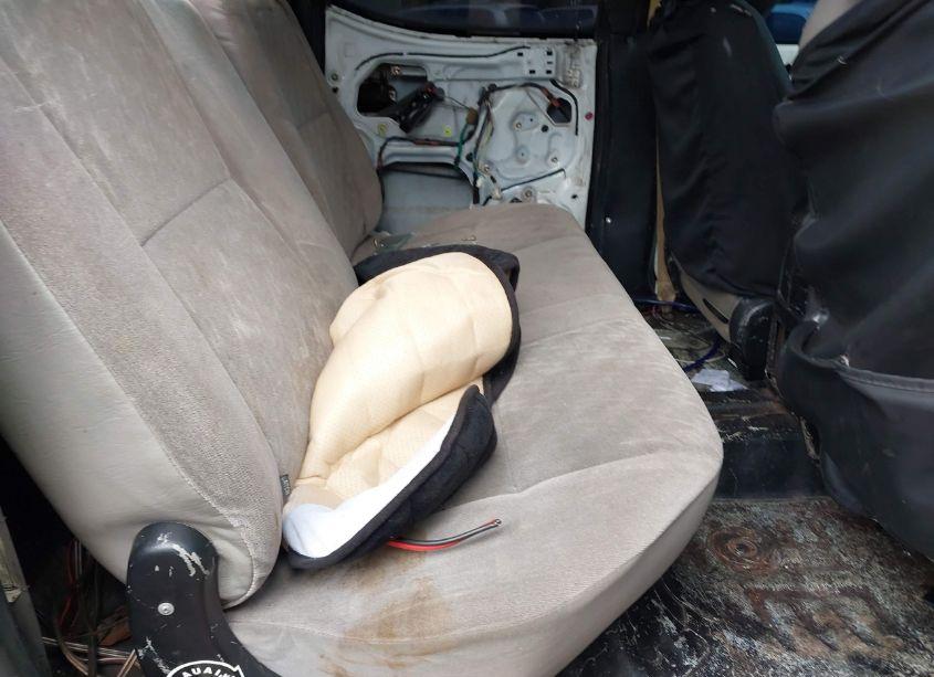 Photo 8 of 2003 Toyota Tacoma PRERUNNER V6 (VIN 5TEGN92N33Z211632)