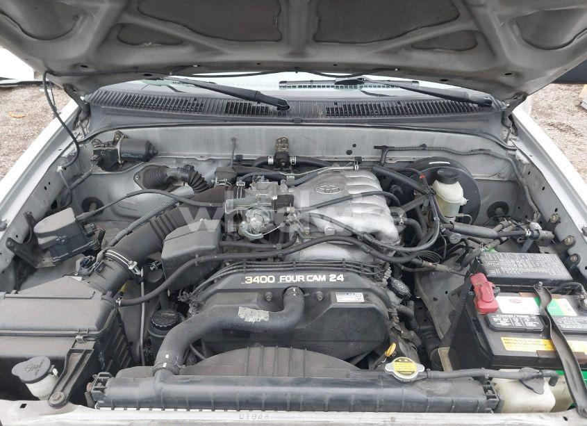 Photo 10 of 2002 Toyota Tacoma PRERUNNER V6 (VIN 5TEGN92N42Z122098)