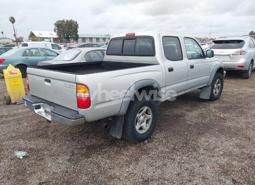 Photo 4 of 2002 Toyota Tacoma PRERUNNER V6 (VIN 5TEGN92N42Z122098)
