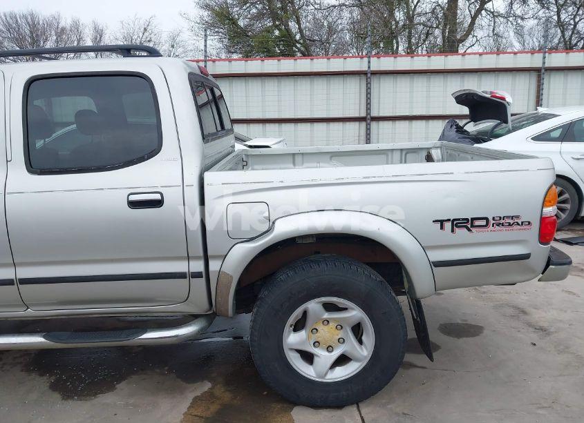 Photo 20 of 2002 Toyota Tacoma PRERUNNER V6 (VIN 5TEGN92N42Z888865)