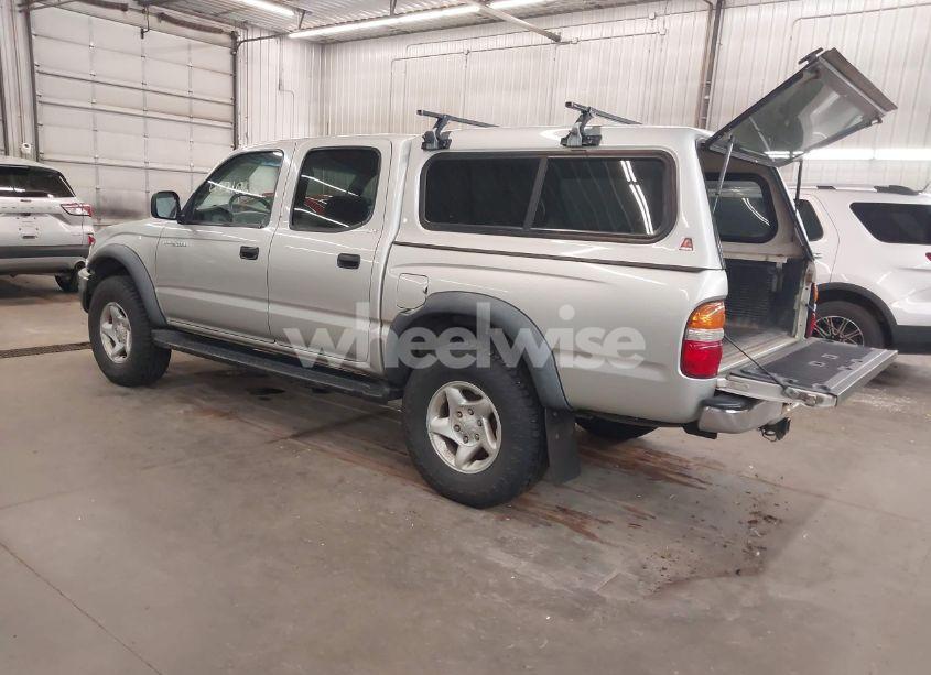 Photo 3 of 2001 Toyota Tacoma PRERUNNER V6 (VIN 5TEGN92N51Z845148)