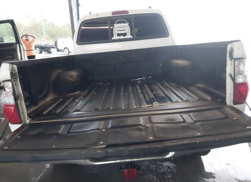 Photo 8 of 2002 Toyota Tacoma PRERUNNER V6 (VIN 5TEGN92N52Z076054)