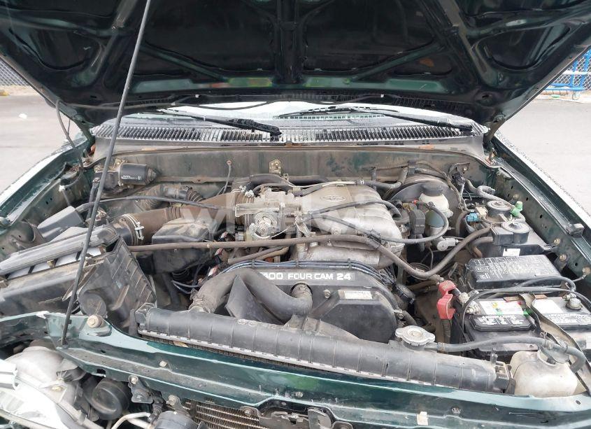 Photo 10 of 2001 Toyota Tacoma PRERUNNER V6 (VIN 5TEGN92N61Z839262)