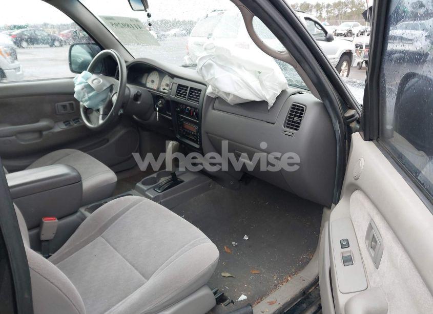 Photo 5 of 2001 Toyota Tacoma PRERUNNER V6 (VIN 5TEGN92N61Z839262)