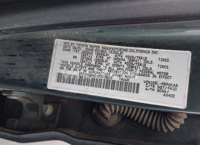 Photo 9 of 2001 Toyota Tacoma PRERUNNER V6 (VIN 5TEGN92N61Z839262)