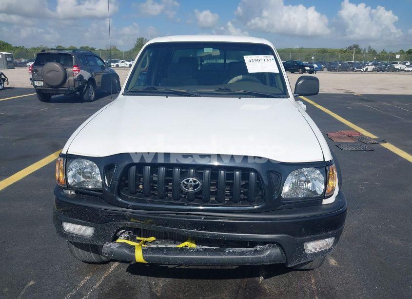 Photo 12 of 2002 Toyota Tacoma PRERUNNER V6 (VIN 5TEGN92N62Z085250)