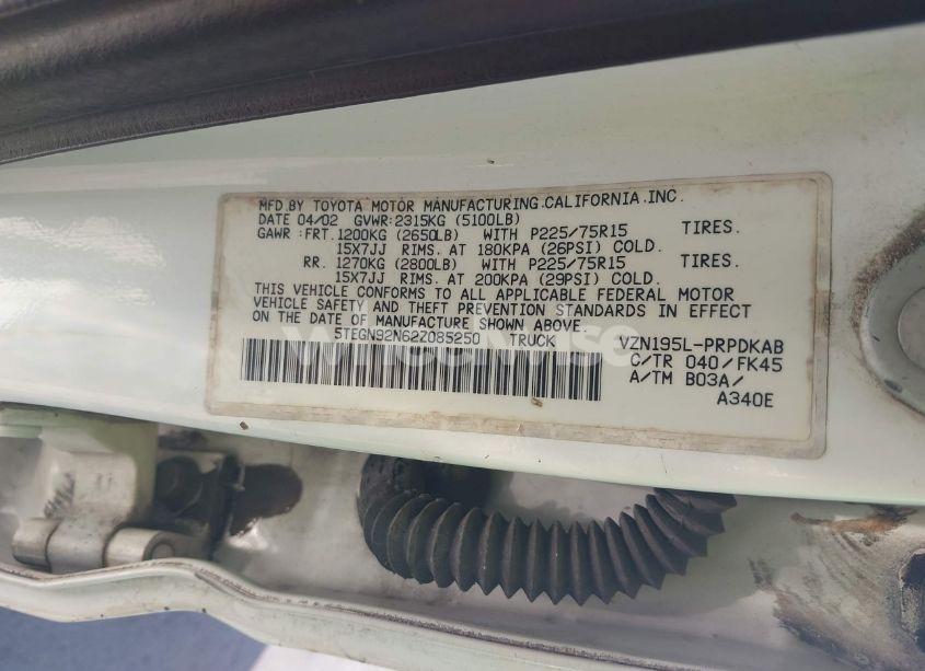 Photo 9 of 2002 Toyota Tacoma PRERUNNER V6 (VIN 5TEGN92N62Z085250)
