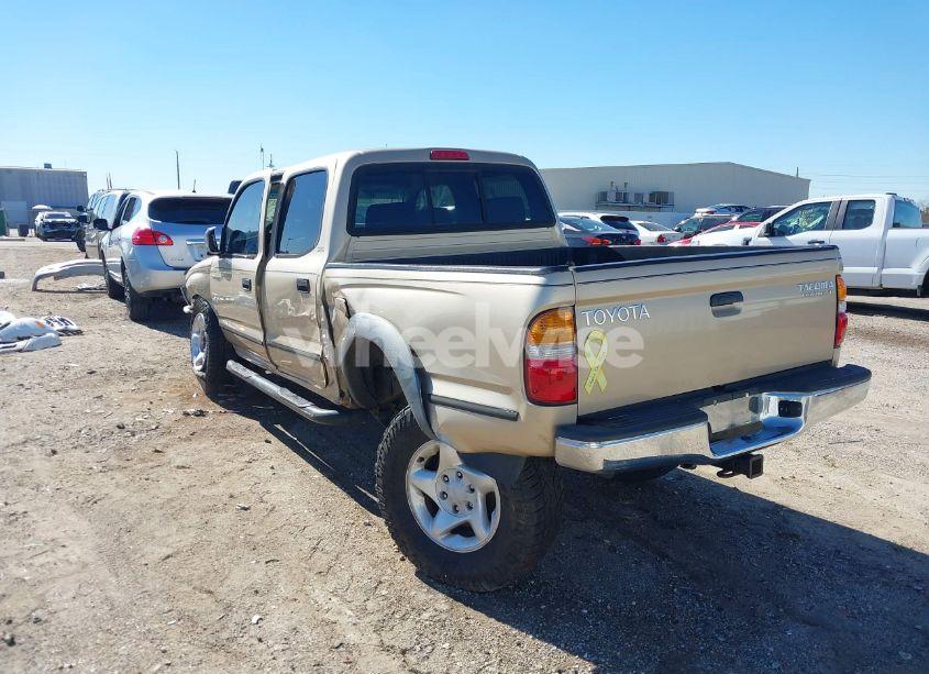 Photo 3 of 2002 Toyota Tacoma PRERUNNER V6 (VIN 5TEGN92N62Z893811)