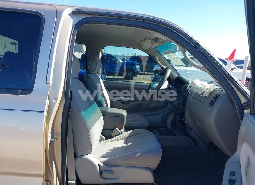 Photo 5 of 2002 Toyota Tacoma PRERUNNER V6 (VIN 5TEGN92N62Z893811)