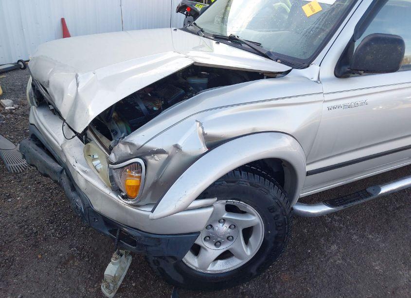 Photo 6 of 2003 Toyota Tacoma PRERUNNER V6 (VIN 5TEGN92N63Z208661)