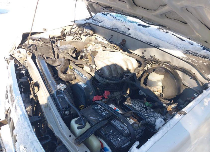 Photo 10 of 2003 Toyota Tacoma PRERUNNER V6 (VIN 5TEGN92N63Z215724)