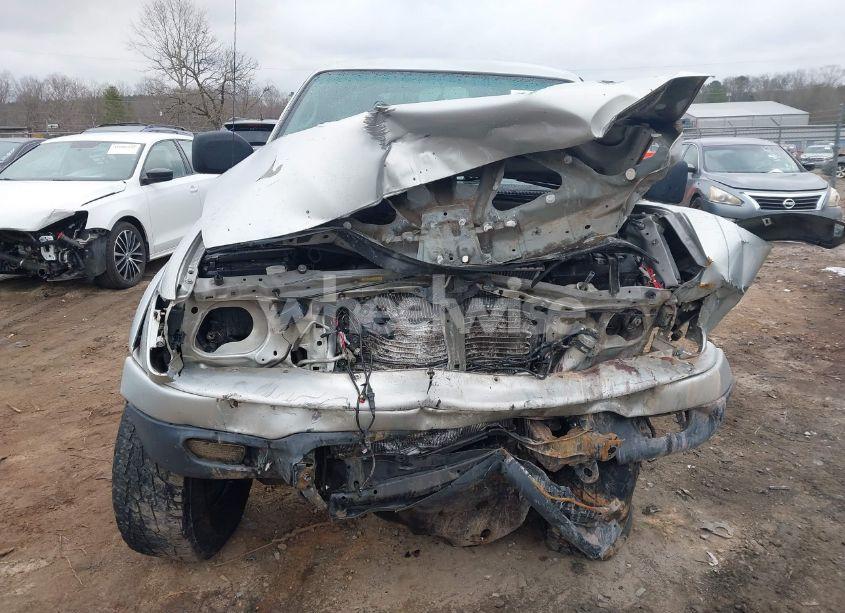 Photo 13 of 2003 Toyota Tacoma PRERUNNER V6 (VIN 5TEGN92N73Z273518)