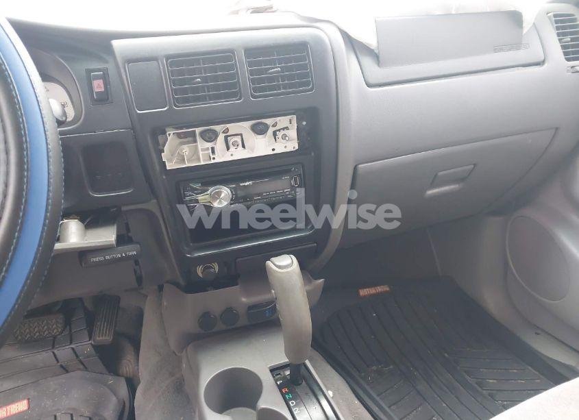 Photo 22 of 2003 Toyota Tacoma PRERUNNER V6 (VIN 5TEGN92N73Z273518)