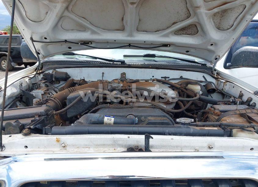 Photo 10 of 2004 Toyota Tacoma PRERUNNER V6 (VIN 5TEGN92N74Z367660)