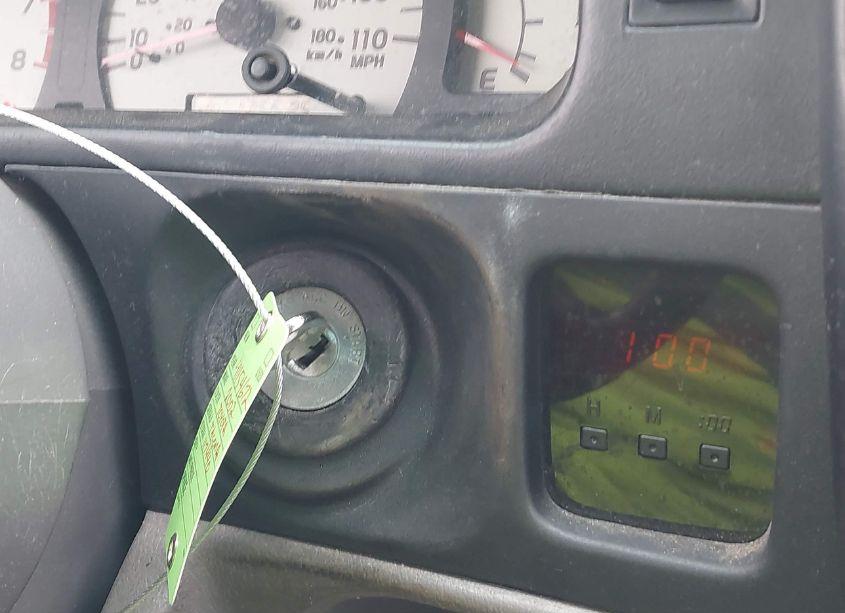 Photo 11 of 2002 Toyota Tacoma PRERUNNER V6 (VIN 5TEGN92N82Z117440)
