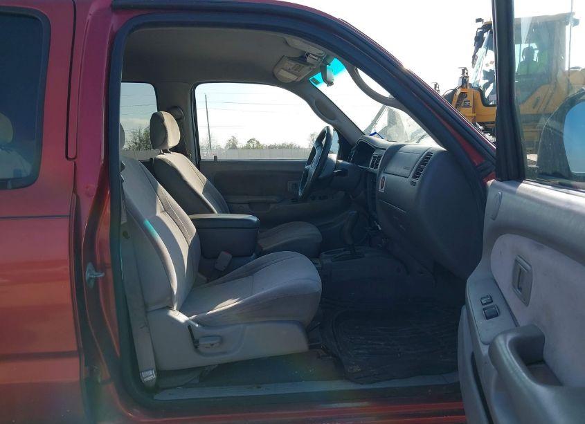 Photo 5 of 2002 Toyota Tacoma PRERUNNER V6 (VIN 5TEGN92N82Z117440)